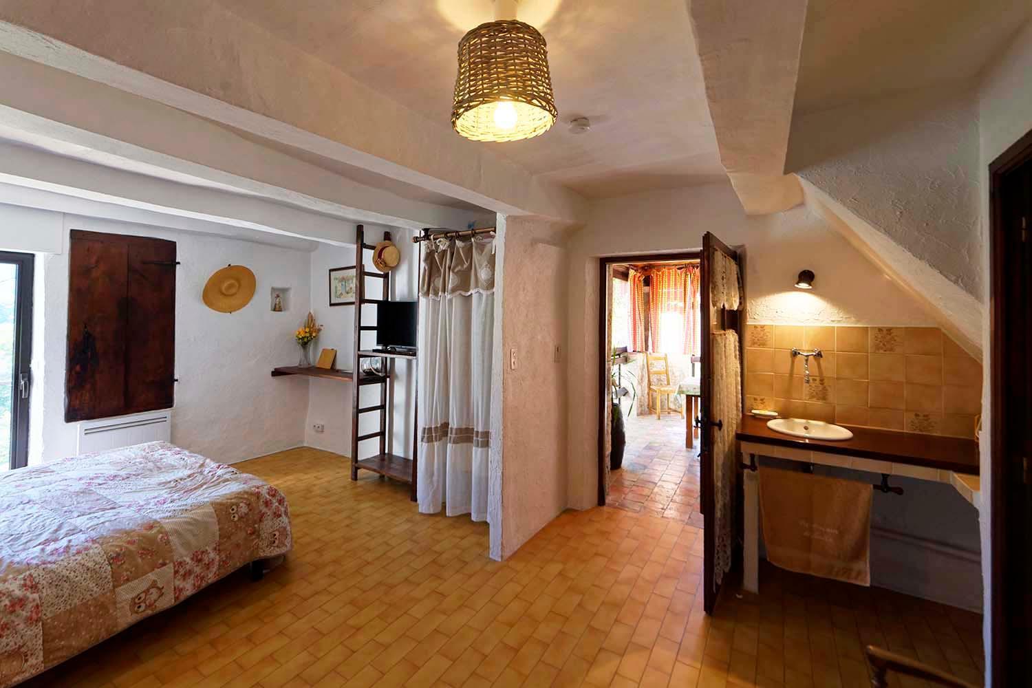 Chambres D'Hotes - La Maison De Julie Entrevaux Ngoại thất bức ảnh